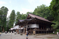 ���j�ɍʂ���A�R���́u�ˉB�_�Ёv