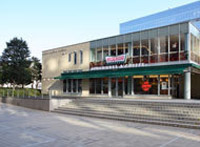 �V�h����̉w�O�u�V�h�T�U���e���X�X�v