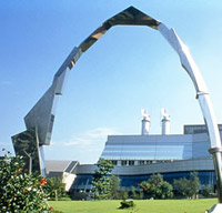 �L�������l�r�A�r���b�W�̊O��